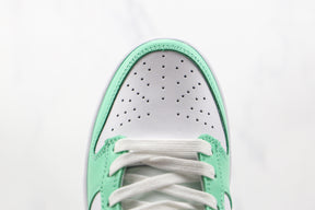 Nike Dunk Low Green Glow