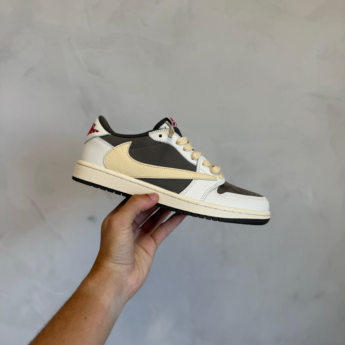 Jordan 1 Low Reverse Mocha Travis Scott (Pronta Entrega)