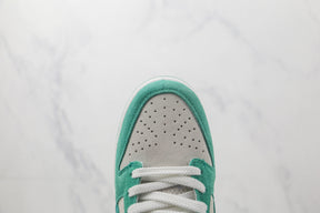 Nike Dunk Low SE 85 Neptune Green