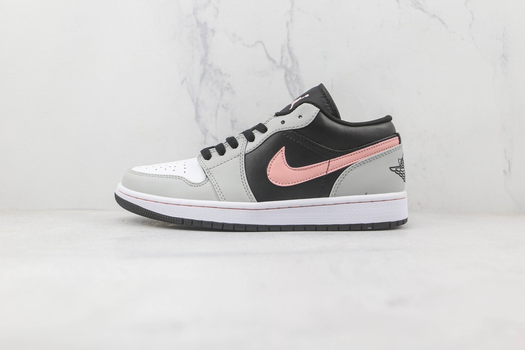 Jordan 1 Low Black Grey Pink