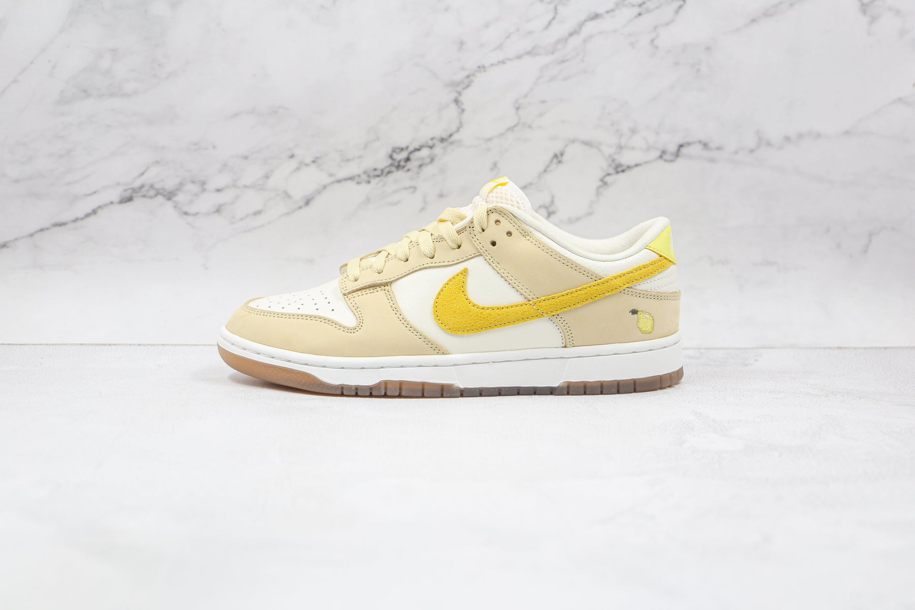 Nike Dunk Low Lemon Drop