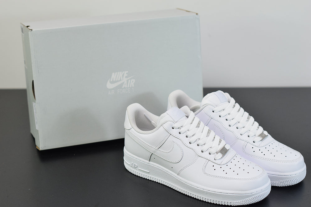 Nike Air Force 1 White