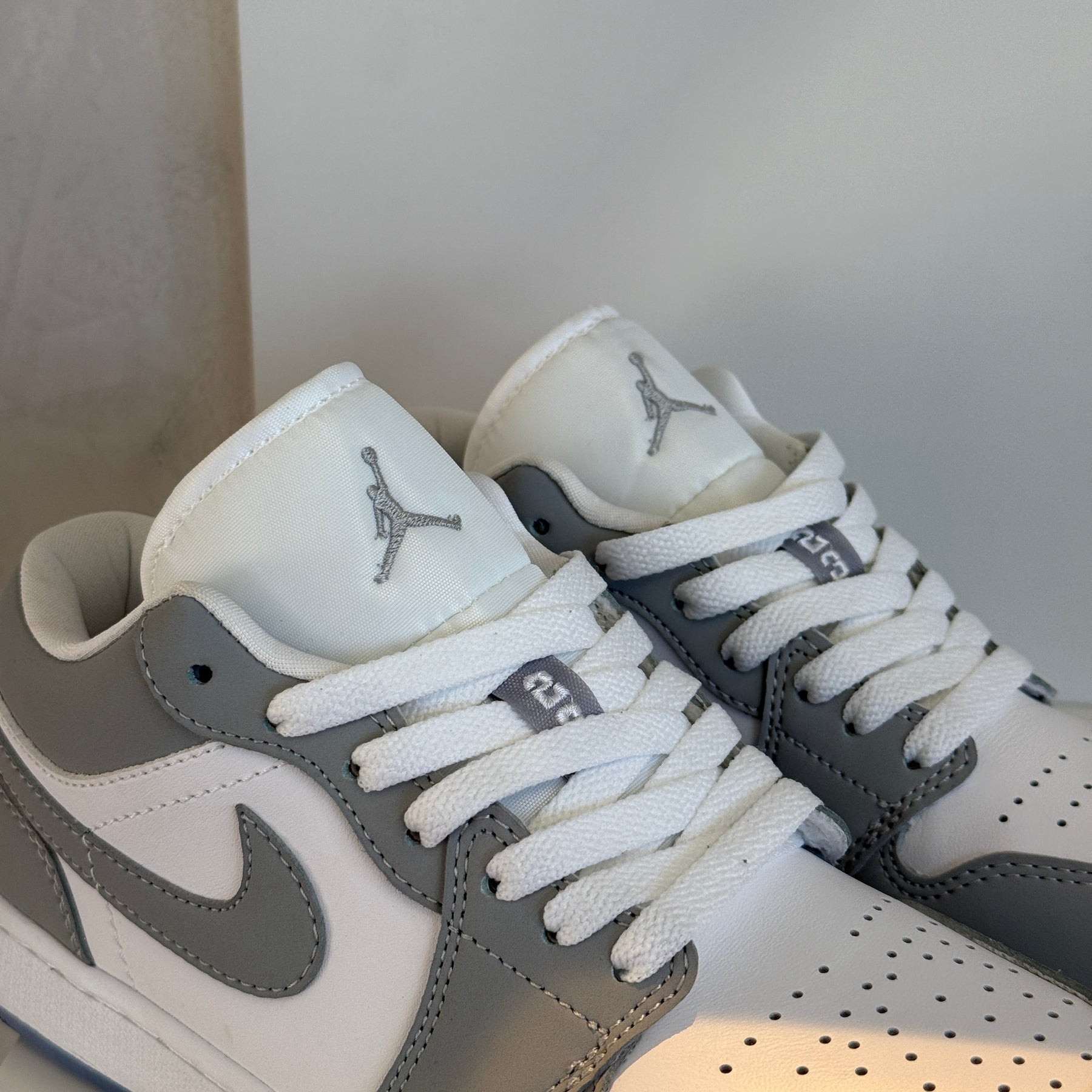 Jordan 1 Low Wolf Grey (Pronta Entrega)