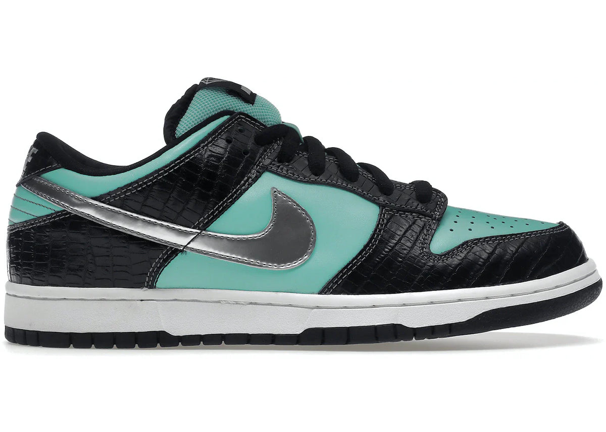 Nike SB Dunk Low Diamond Supply Co. Aqua Blue